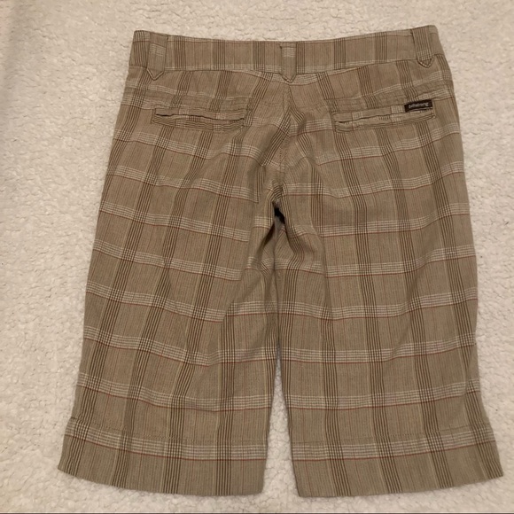 Billabong brown plaid Bermuda shorts - Picture 3 of 9